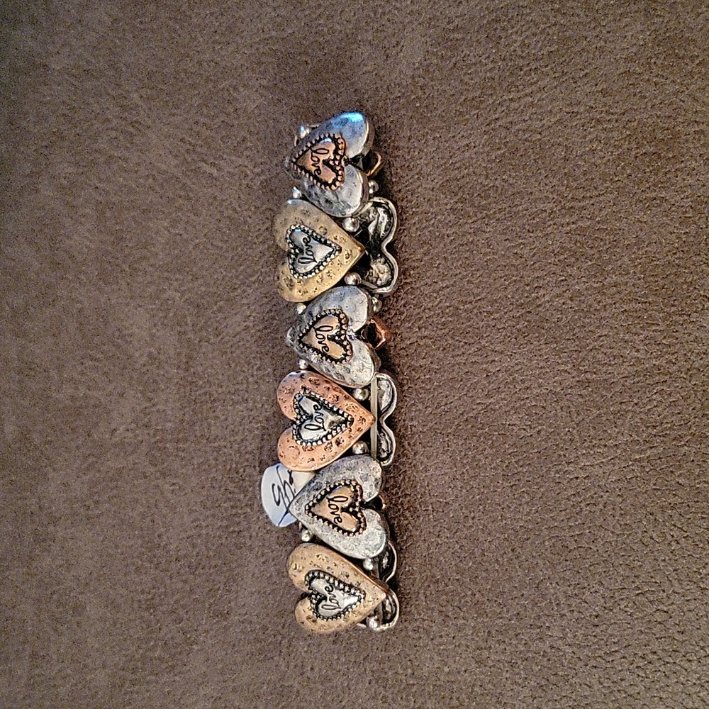 NWT Hammered metal bracelet